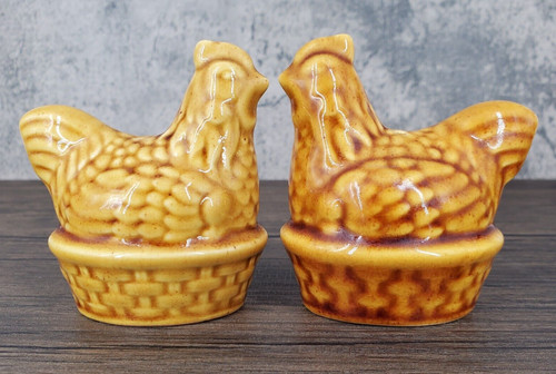 Vintage ceramic brown chicken - brown,