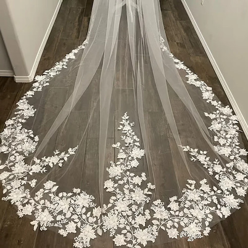 Gorgeous lace with pearls - gorgeous, &