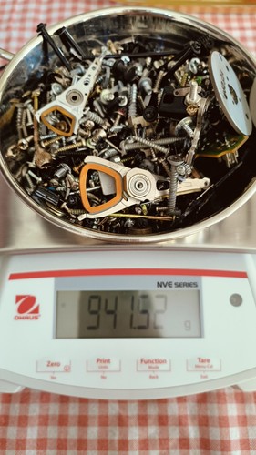 Scrap metal 900g - scrap, 900g+