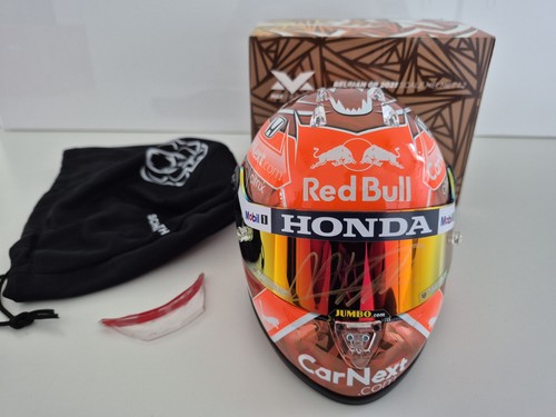 Max verstappen signed 2 - max, 1:2