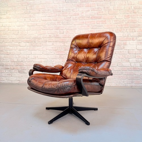 Vintage danish tan leather - danish,
