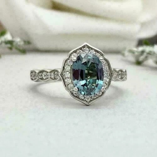 Oval cut alexandrite - oval,