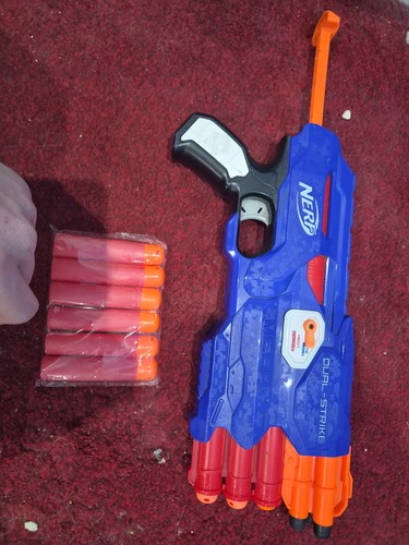 Nerf dual strike blaster - strike,