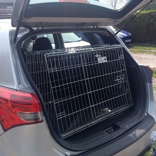 Pet world hyundai ix20 - pet,