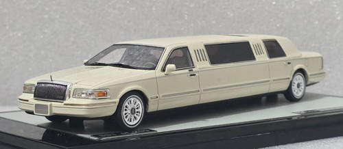 Lincoln town car - lincoln,