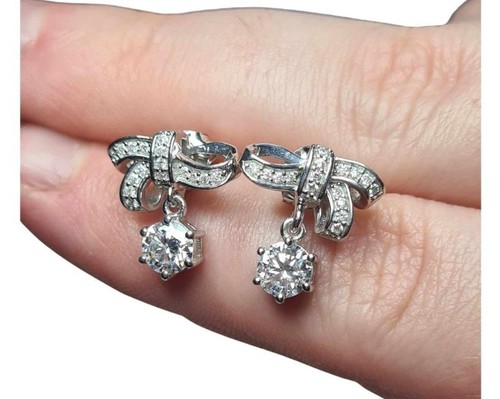 Carat natural moissanite - 4.00,
