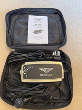 Bentley XS7000 Trickle Battery Charger Conditioner XS 7000 with Case