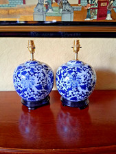 Pair blue and - white, table