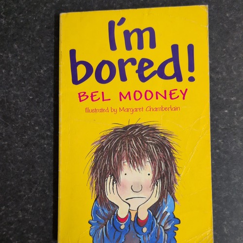 Bored mooney bel - (kitty),, mooney,