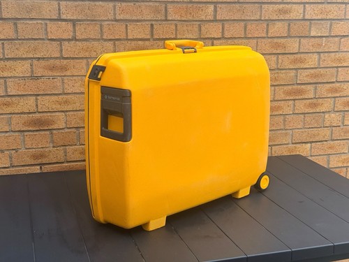 Samsonite hard shell yellow - samsonite,