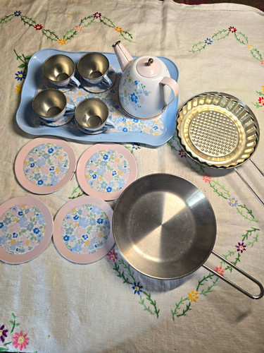 Kath kidston metal play tea - kidston,