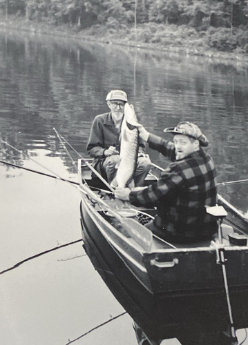 1970s man posing with caught - 1970s,