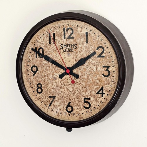 Large smiths sectric bakelite - large,