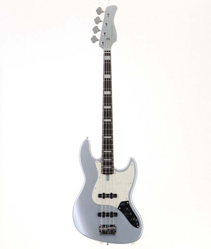 Sire marcus miller - sire, alder