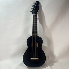 Fender Venice Soprano Ukuele, Walnut Fingerboard, Black 