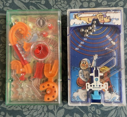Tomy pocketeers handheld game - pocketeers,