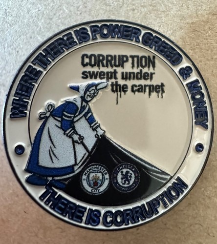 Everton pin badge - badge, corruption