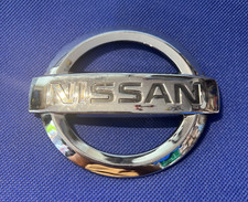 NISSAN - VINTAGE  CAR BADGE /