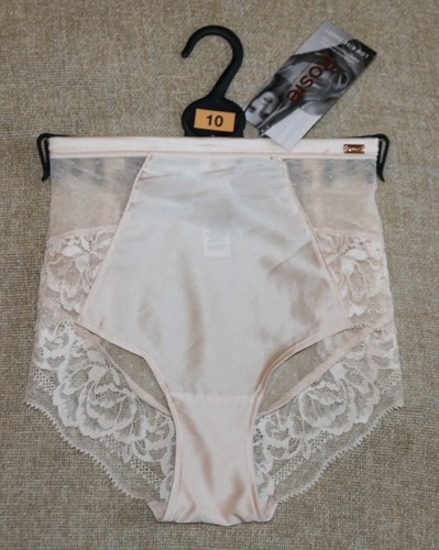 Rosie low rise short - m&s,