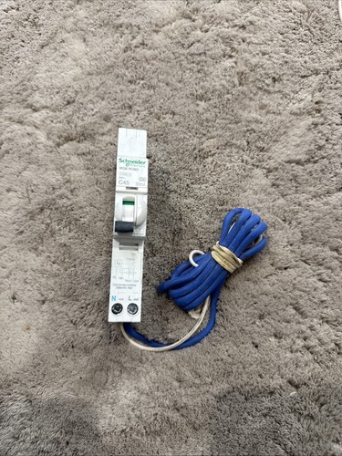 Schneider amp curve 10ka - amp, c
