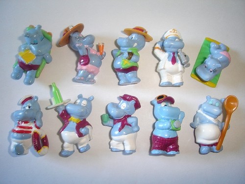Kinder surprise set happy - surprise,