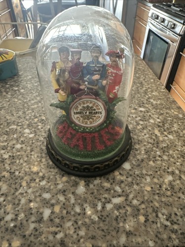 Beatles sgt peppers - peppers, lonely