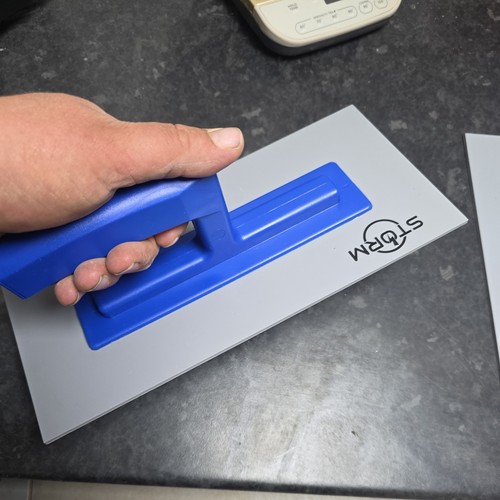 Plastic trowel abs float - plastic, 11”