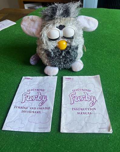 Tiger 1998 furby - furby, grey/white