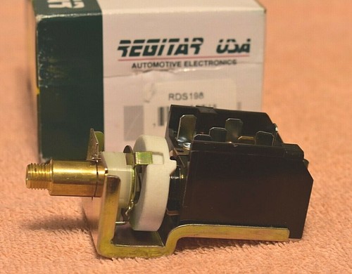 Headlight switch 1961 - headlight,