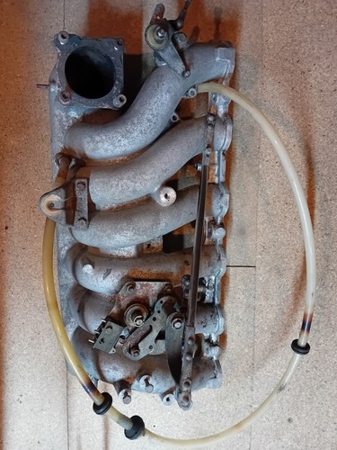 Mercedes w123 280e intake - mercedes,