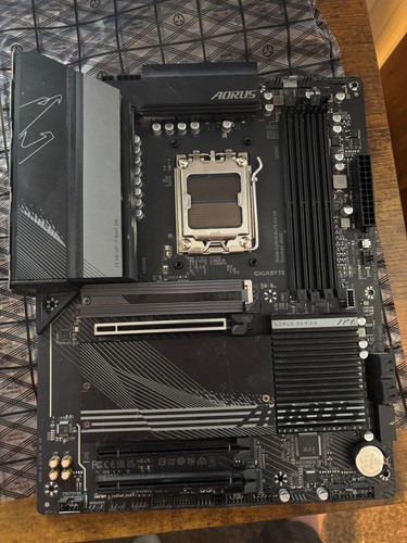 Gigabyte b650 aorus elite - b650,