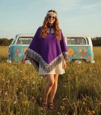 WOMEN'S/LADIES 70’S HIPPY/BOHO VINTAGE CLOTHES, PURPLE KNITTED FESTIVAL PONCHO 