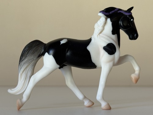 Breyer tennessee walking horse - walking,