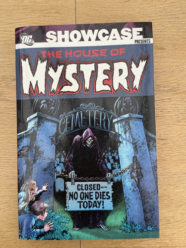 Showcase presents the house - presents,