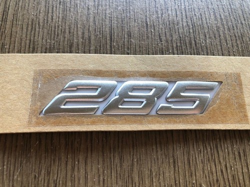 Rear boot lid 285 badge - boot, kw
