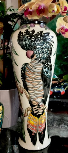 Moorcroft pottery black - moorcroft,