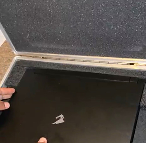 Gigabyte aorus 6in - gigabyte,
