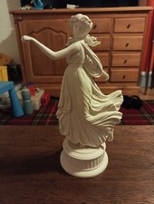 Wedgewood Dancing Hours