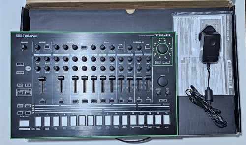 Roland rhythm performer - tr-8,