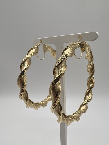 Ladies 9ct yellow gold - 9ct,