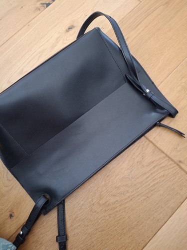 Black leather crossbody - black,