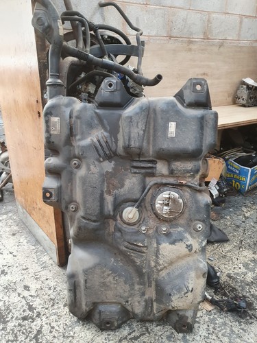 Vauxhall vivaro 6 fuel - 1.6,