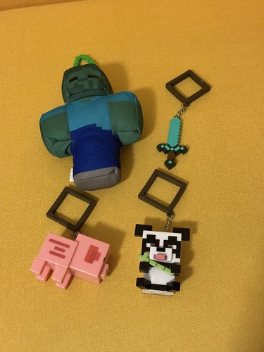 Minecraft mojang keychain - minecraft,
