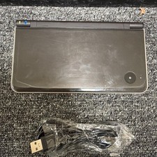 Nintendo DSI XL  With USB