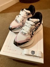 Alexander McQueen Seal Logo