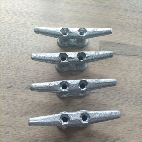 Two hole flat - hole, galvanised