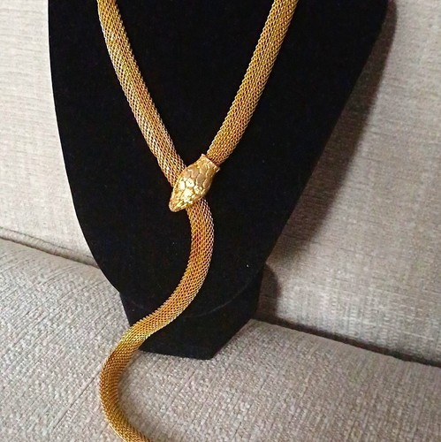 Gold tone mesh chain - tone, snake