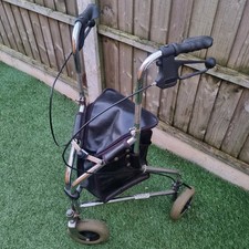 Folding 3 Wheel Walking Aid