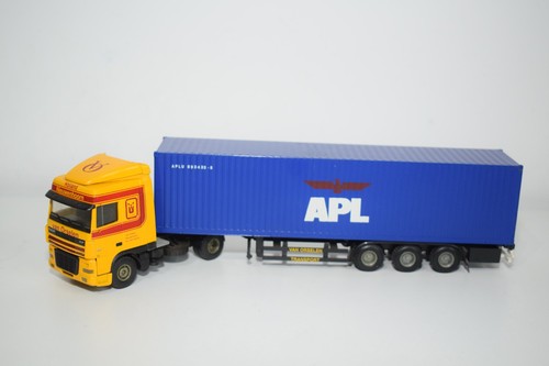 C17 lion car toys daf - lion,