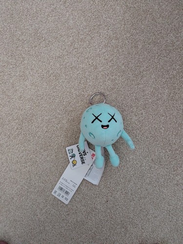 Uniqlo kaws universe - uniqlo,